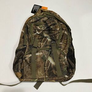 Bird and Buck Deep Woods Day Pack/ Backpack Camouflage